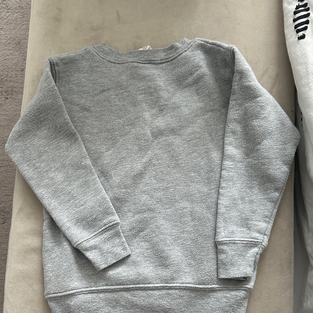 Gray Sweatshirt with Blue 'BEACH' Print - Picture 2 of 2
